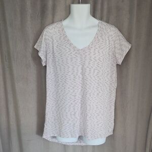 Nola 1X Short Sleeve V-Neck Tee - Light Pink